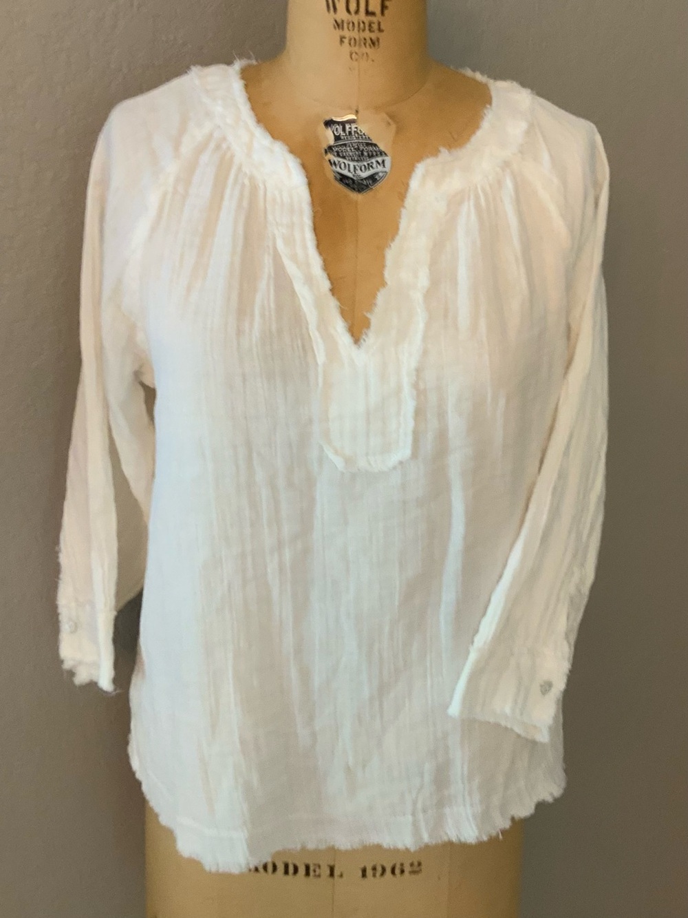 NATURAL LIFE White Gauze Peasant Tunic Top, 100 % Cotton, size Medium